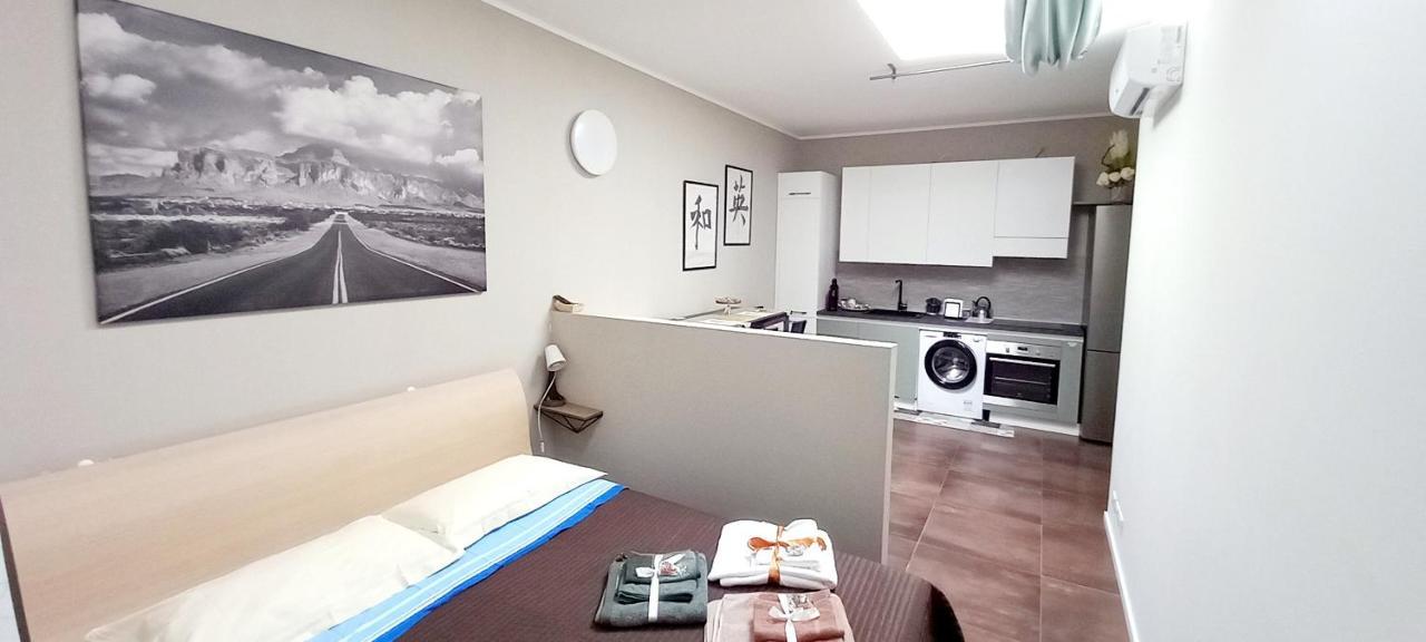 Ferienwohnung Sky Loft Nuovissimo Vicinanze Metro Turin Exterior foto